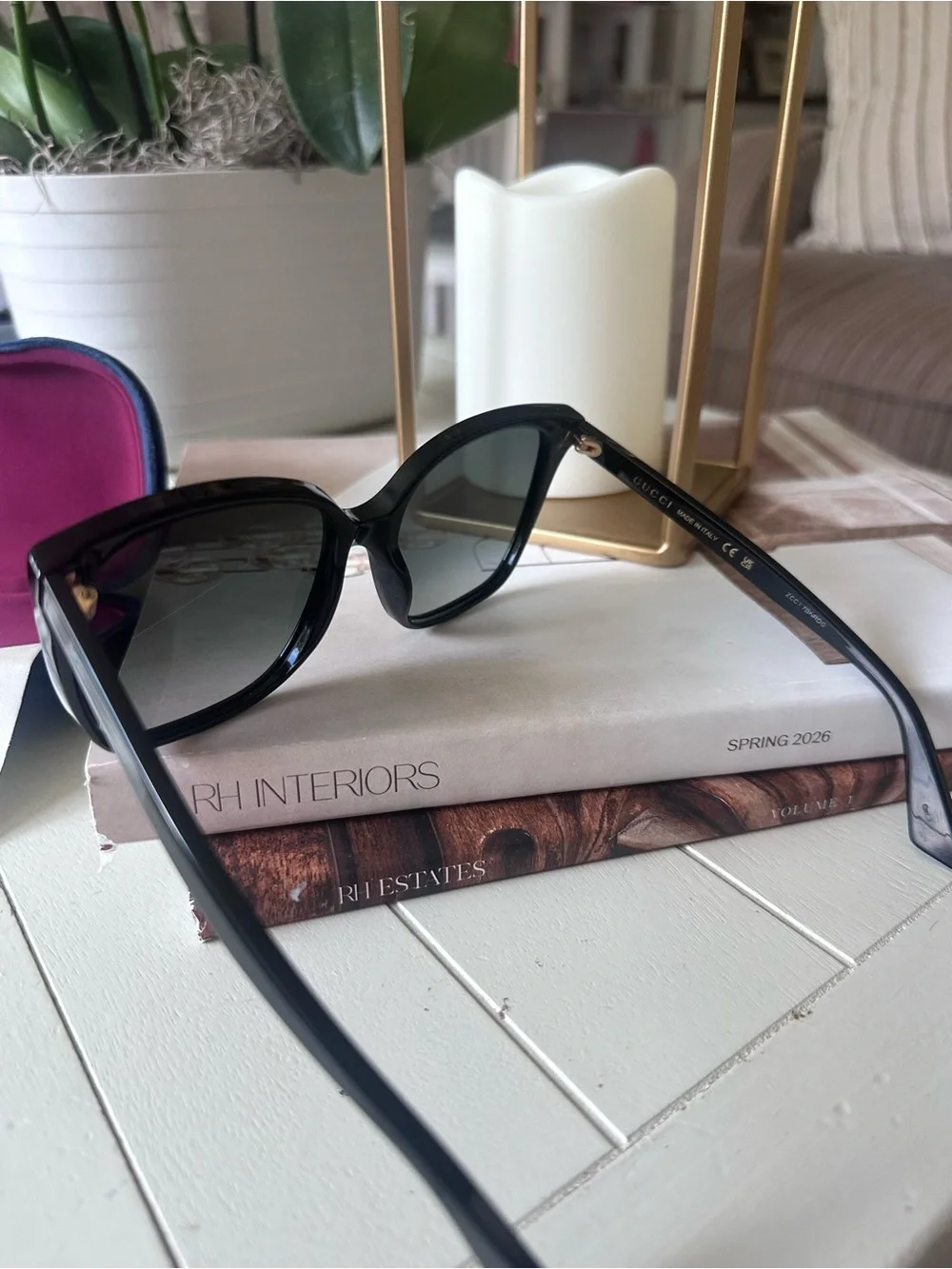 Gucci GG0022S Black Oversized Sunglasses 57-18-140 w/ Case